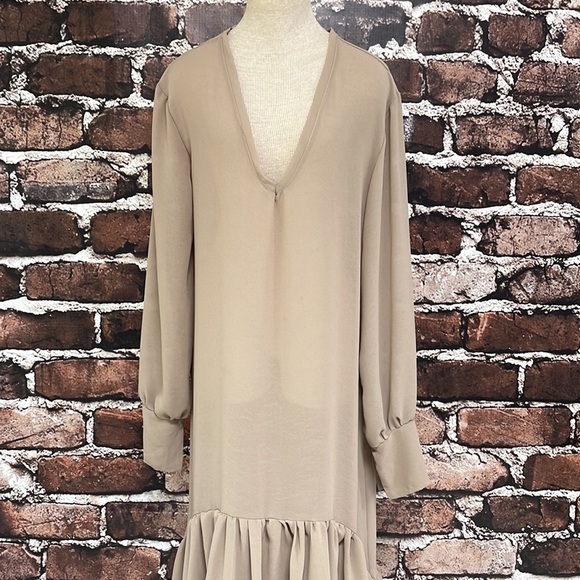 Rosche Dress Tan Maxi Long Sleeves V-Neck Pleated Semi Sheer Size Large Brown - Picture 2 of 13